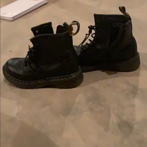 Kids black Dr. Martens